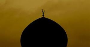 crescent moon over Mosque